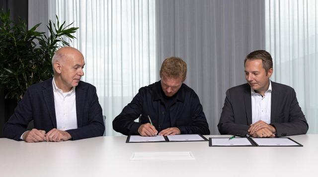 1695469511270081668.jpg 1695469511270081668.jpg