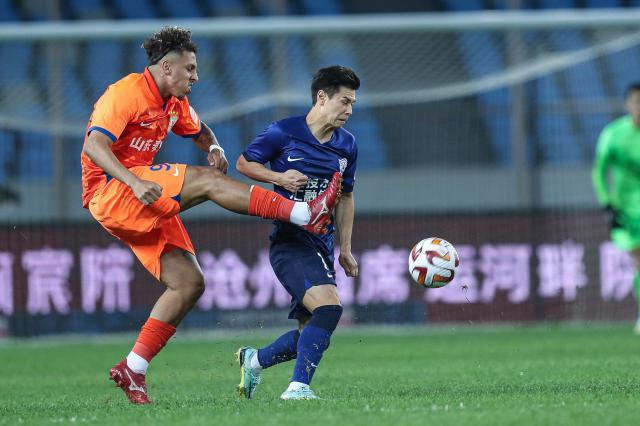 pg经典玩法-【中超】洛卡迪亚点射克雷桑赛季首球 沧州1比1泰山